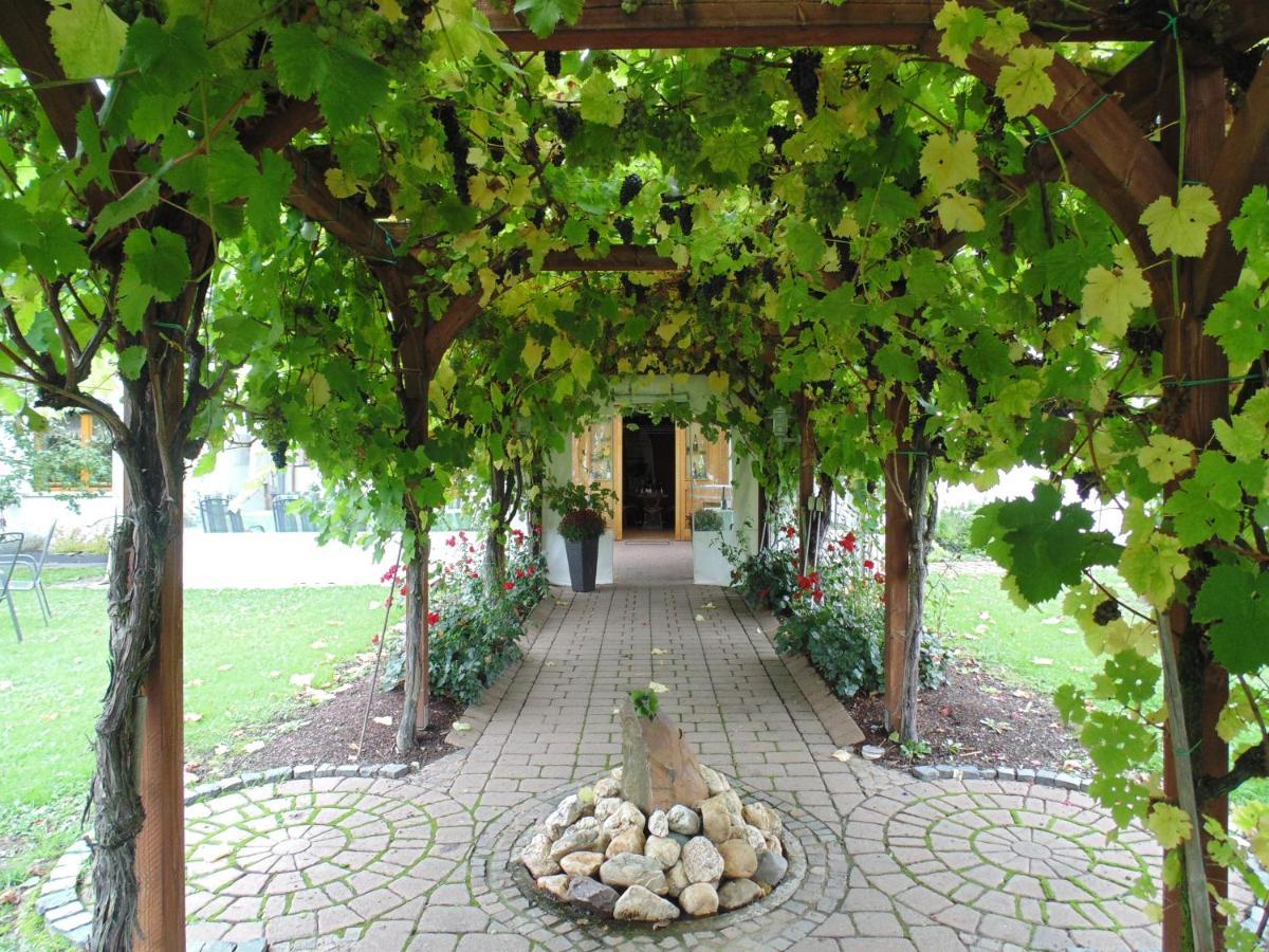 Weingut Lehnert-Spaeter Piesport Esterno foto